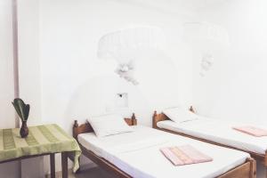 Photo #5 of Rupa's Hotel in அறுகம் குடா, Sri Lanka