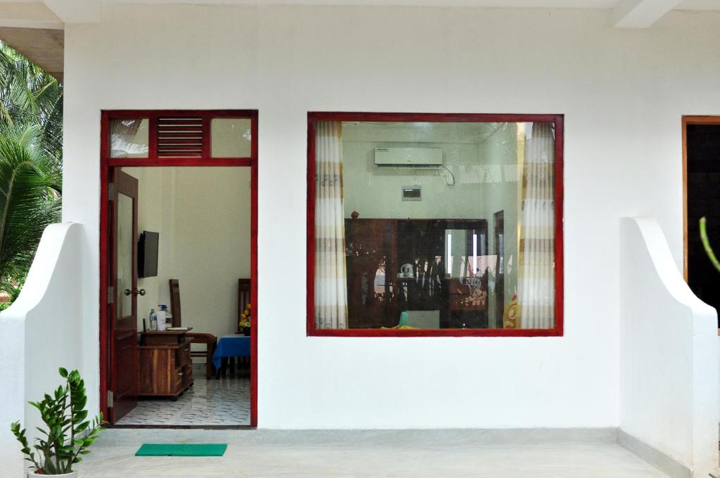 Photo #1 of Sea View Villa Bentota, Induruwa in Induruwa, Sri Lanka