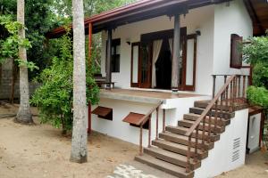 Photo #6 of The Waves Beach Chalets in Tangalle, Sri Lanka