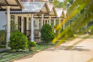 Photo #6 of Luna Beach Hotel in Nilaveli, Sri Lanka