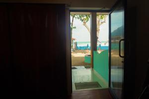 Photo #4 of Golden Beach Hotel & Restaurant in Trincomalee, Sri Lanka
