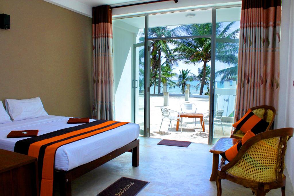 Photo of Saara Beach Hotel in Marawila, Sri Lanka