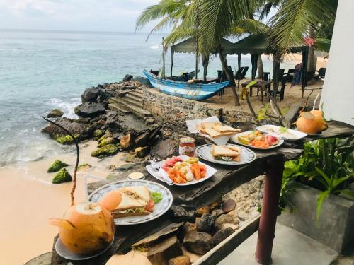 Photo #2 of fantasea villa in Unawatuna, Sri Lanka