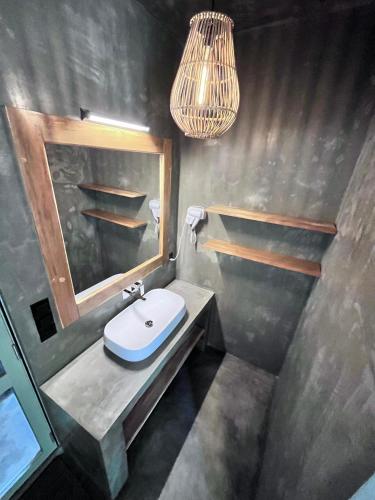 Photo #3 of Sea View Hostel Hiriketiya in Dickwella, Sri Lanka