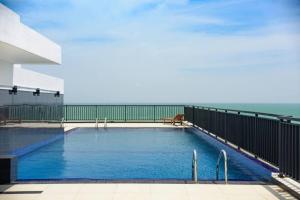 Photo #4 of Fully Furnished 2 Bedroom Apartment with Sea View in Dehiwala Mount Lavinia, Sri Lanka