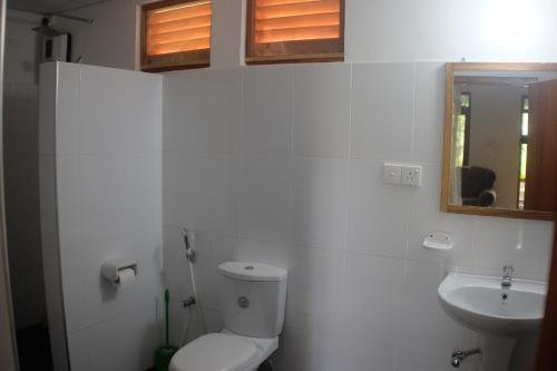 Photo #3 of Sansala Guesthouse & Restaurant in Tangalle, Sri Lanka