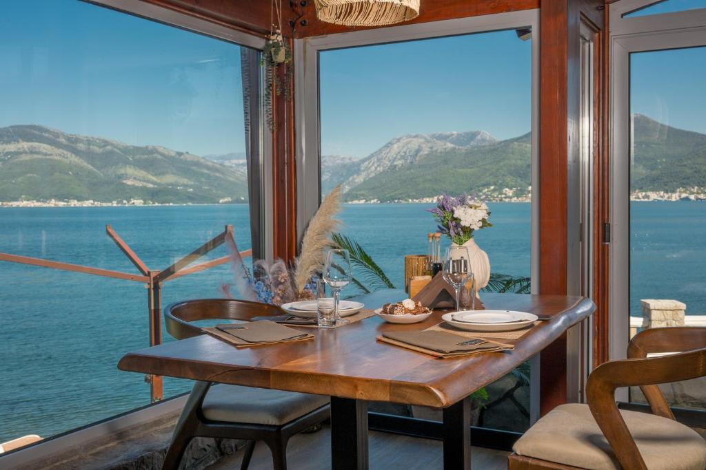 Photo #1 of Luxury Sea Residence by Kristina in TV, Montenegro