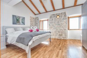 Photo #6 of Villa Ruza, Donja Lastva in TV, Montenegro