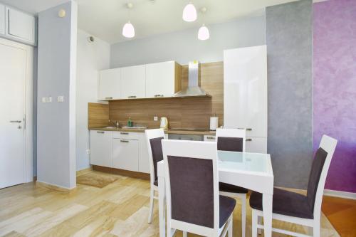 Photo #3 of Apartments Menuet in Budva, Montenegro