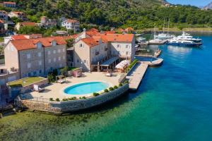 Photo #6 of Hotel Splendido in Muo, Montenegro