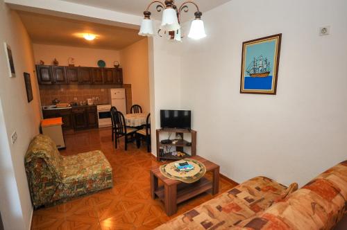 Photo #3 of Apartments Kuc in Šušanj, Montenegro