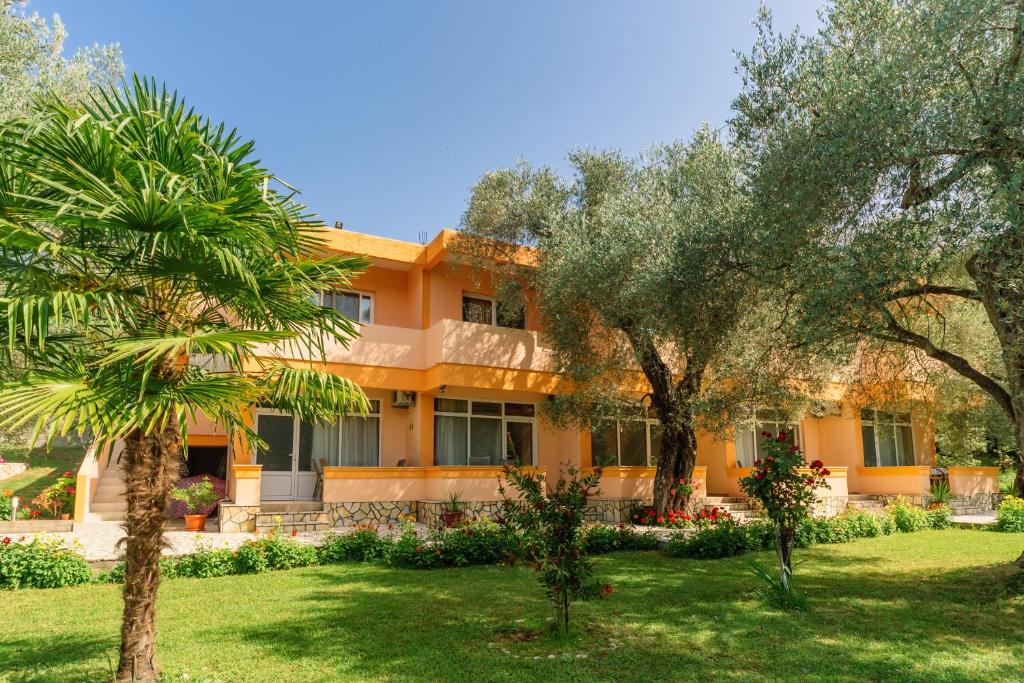 Photo #1 of Apartments Aura in Utjeha Bušat, Montenegro