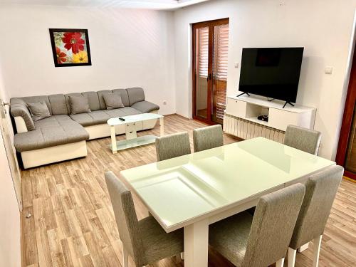 Photo #2 of Apartments Family in TV, Montenegro