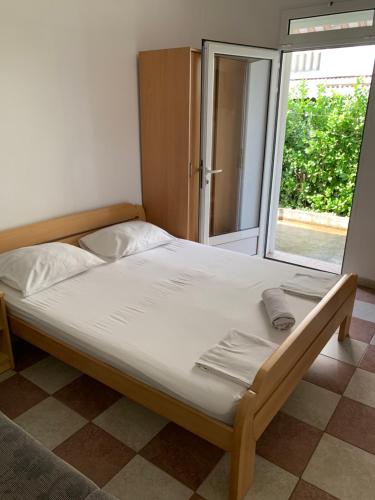Photo #3 of Anita Guest House in TV, Montenegro