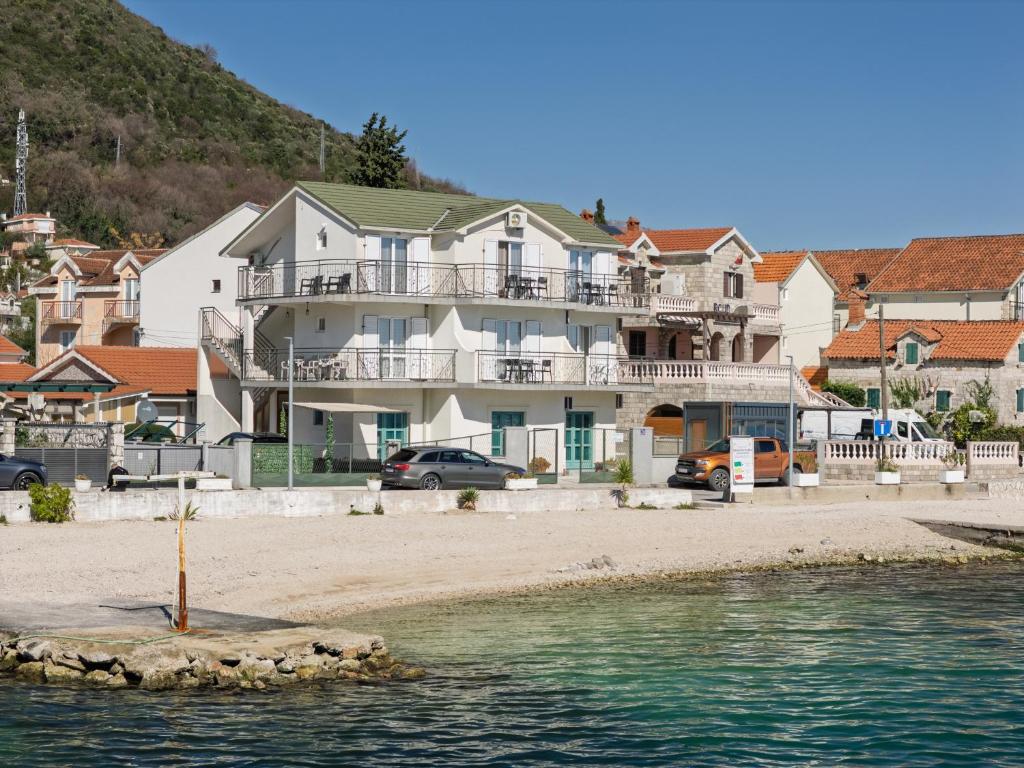 Photo of Rosic Apartments Baosici in Baošići, Montenegro