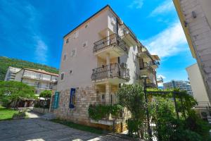 Photo #6 of Blue Mare Apartment in Budva, Montenegro