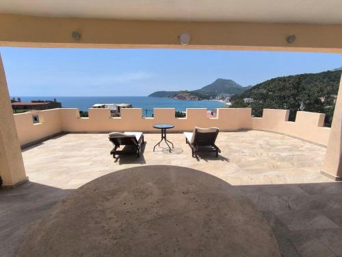 Photo #2 of Violit Apartments&Restaurant in Sutomore, Montenegro