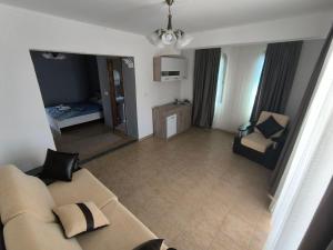 Photo #5 of Violit Apartments&Restaurant in Sutomore, Montenegro