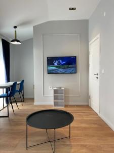 Photo #6 of Lungomare Apartments in Petrovac, Montenegro