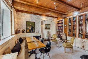 Photo #6 of Palazzo Radomiri Heritage Boutique Hotel in Dobrota, Montenegro