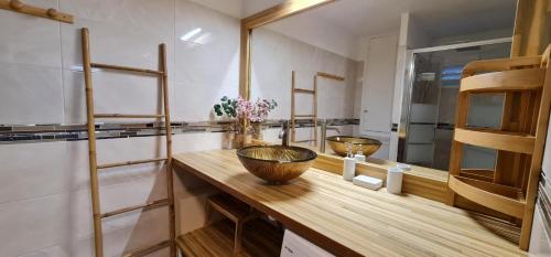 Photo #3 of Charm and sea, large studio designed by architect in Marigot, Saint Martin