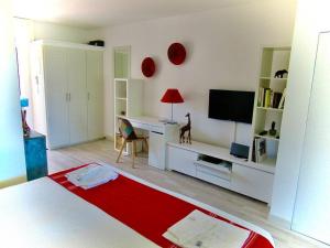 Photo #5 of studio :paradise beach in Anse Marcel, Saint Martin