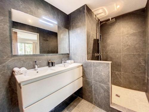 Photo #3 of Princess Blue, 3BDR, Beach Front Deluxe, Orient Bay, Pool, Wifi 100 Mps in Orient Bay, Saint Martin