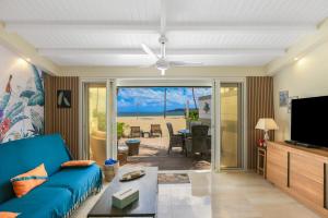 Photo #6 of MimyBlue in Sandy Ground, Saint Martin