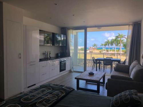 Photo #3 of Charmant studio avec vue mer, terrasse Anse-Marcel in Anse Marcel, Saint Martin