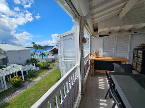 Photo #2 of HOANI Sur la plage, Piscine in Sandy Ground, Saint Martin