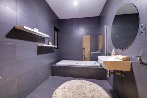 Photo #6 of Modern 2BR Sliema Apartment in Tas Sliema, Malta