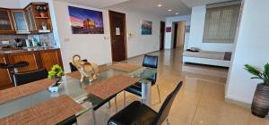 Photo #5 of Seaview 3 bedrooms in Balluta Beach S5 in Sliema, Malta