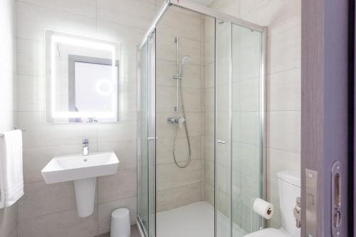 Photo #3 of Gospa 58 - 2 bedroom apt in Birżebbuġa, Malta