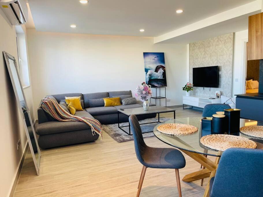 Photo #1 of Ana Seafront Haven Apartment in Il Gżira, Malta