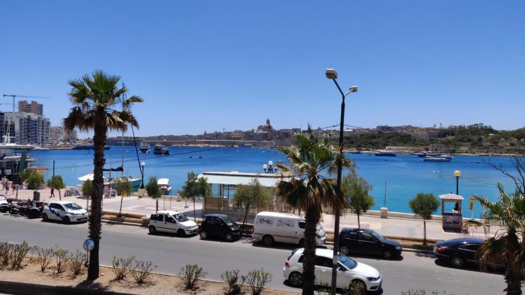 Photo #1 of Sliema sea front balcony in Tas Sliema, Malta