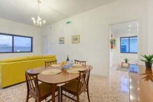 Photo #4 of Qawra Beachside Bliss in San Pawl il Baħar, Malta