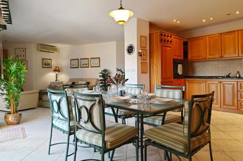 Photo #3 of Portomaso seaview in St Julians, Malta