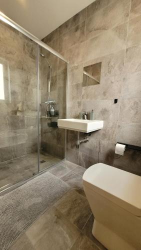 Photo #3 of Stylish - Modern - Large Terrace - 2 Bed - 200 M From Sea - Fully Air Con in San Pawl il Baħar, Malta