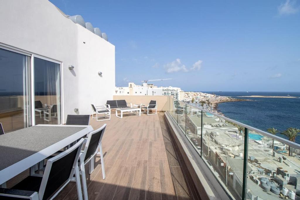 Photo #1 of Stunning sea views from a gorgeous penthouse in San Pawl il Baħar, Malta
