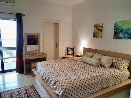 Photo #2 of Waterfront Panorama Massive Three Bedrooms Flat S8 in Tas Sliema, Malta