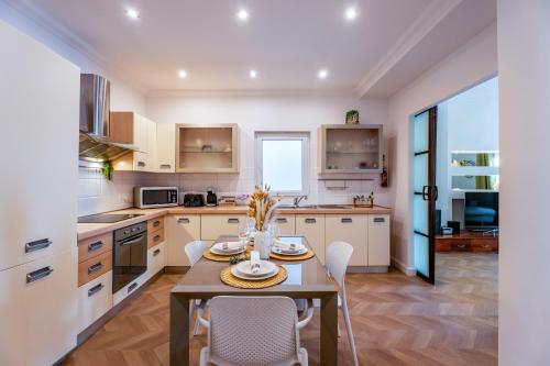 Photo #2 of Prime Location 3BR Apartment with Stunning View by ArcoBnb in Sliema, Malta