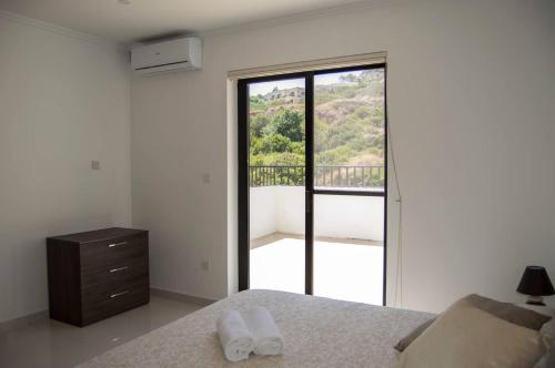 Photo #2 of Penthouse Ghadira With Amazing Views! By Homely in Il Mellieħa, Malta