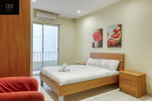 Photo #2 of Seafront APT in Sliema - Perfect for Relaxation BY 360 Estates in Sliema, Malta