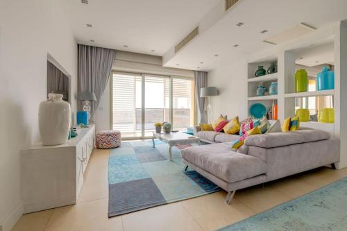 Photo #2 of Prime Location Seaview Lux Apartment in Sliema, Malta