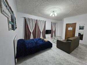 Photo #5 of Sea-View 2 Bedroom Apt -Sleeps 6 in Wied il Għajn, Malta