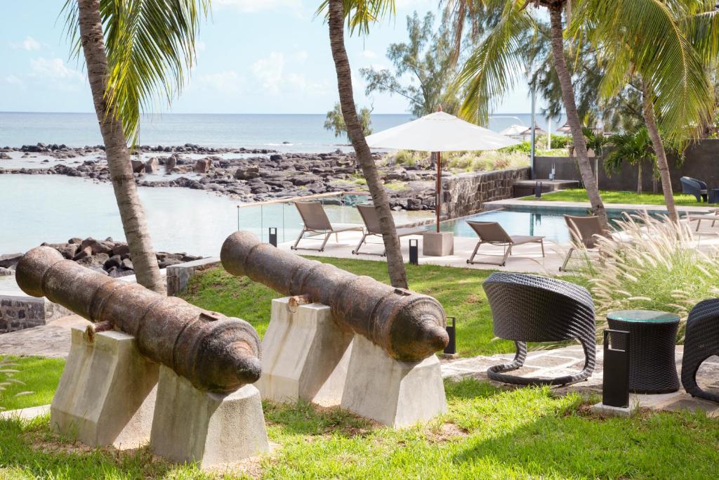 Photo #1 of Les 2 canons in Flic en Flac, Mauritius