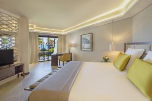 Photo #6 of Royal Palm Beachcomber Luxury in Grand Baie, Mauritius