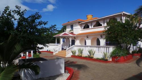 Photo #2 of Shanti Villa in Flic en Flac, Mauritius