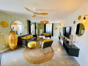 Photo #6 of Spacious and Modern beach apartment in Flic en Flac, Mauritius
