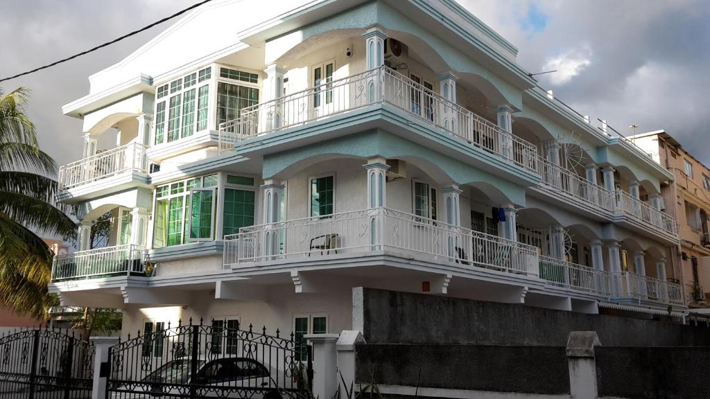 Photo #1 of Residence Lasenza Apartment in Flic en Flac, Mauritius